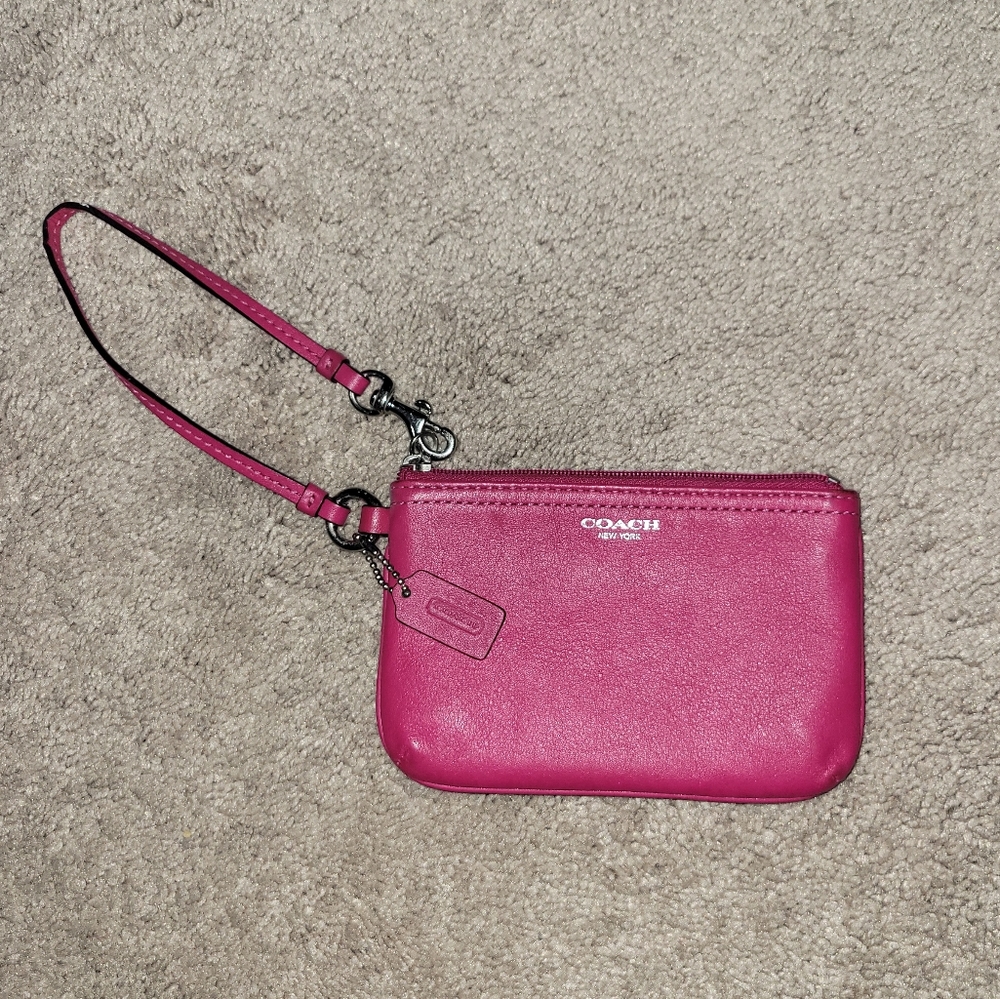 Small Coach wristlet